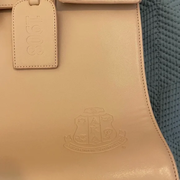 Alpha Kappa Alpha Deluxe Jumbo Luxury Purse - Picture 2 of 7